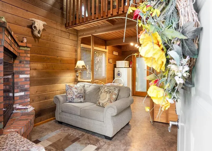 Morning Glory - For 2 In Oak Creek Holiday home *