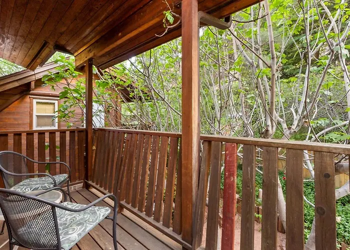 Morning Glory - For 2 In Oak Creek Holiday home